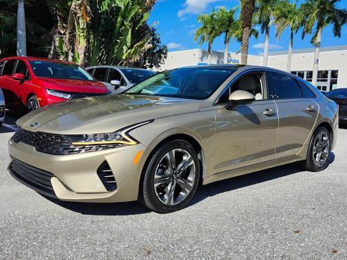 2021 Kia K5 EX