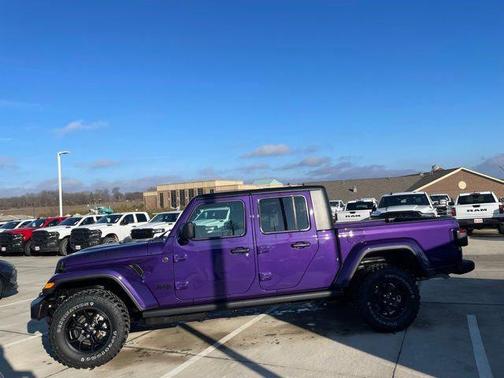 Reign 2026 Jeep Gladiator Willys 4x4
