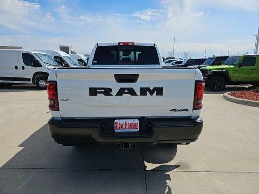 Bright White Clearcoat 2026 RAM 2500 Tradesman Crew Cab 4x4 6'4' Box
