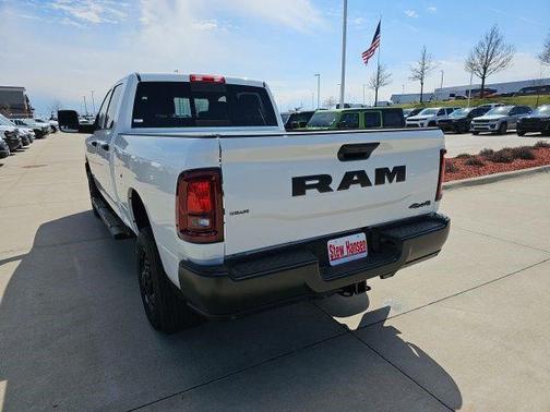 Bright White Clearcoat 2026 RAM 2500 Tradesman Crew Cab 4x4 6'4' Box