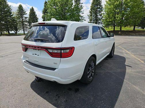 White Knuckle Clearcoat 2017 Dodge Durango R/T