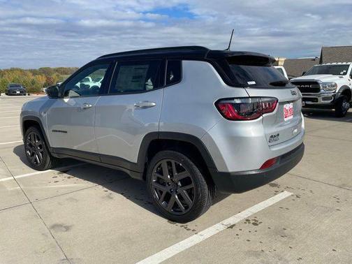 silver zynith metallic clearcoat 2026 Jeep Compass Limited