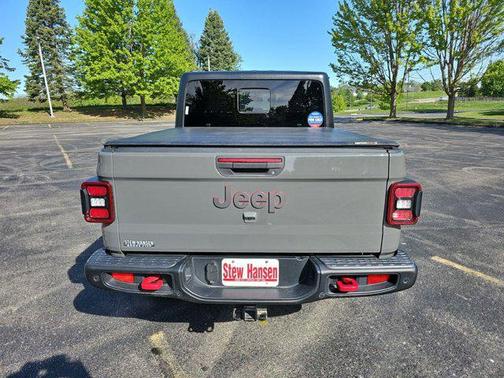 Sting-Gray Clearcoat 2020 Jeep Gladiator Rubicon