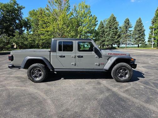 Sting-Gray Clearcoat 2020 Jeep Gladiator Rubicon