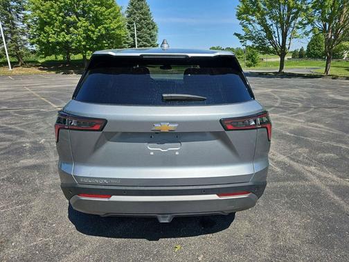 Sterling Gray Metallic 2026 Chevrolet Equinox 1LT