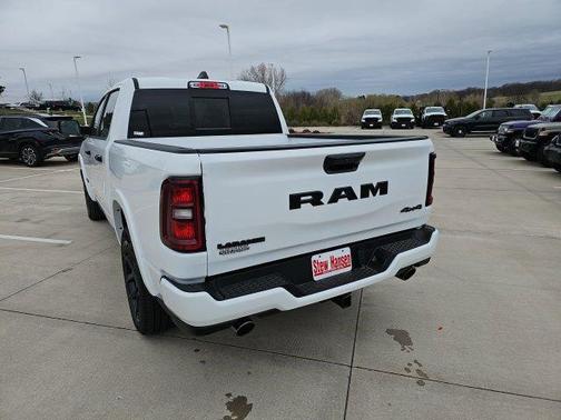 Bright White Clearcoat 2026 RAM 1500 Laramie