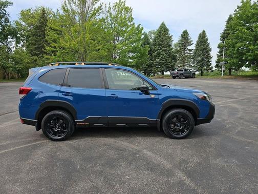 Geyser Blue 2022 Subaru Forester Wilderness