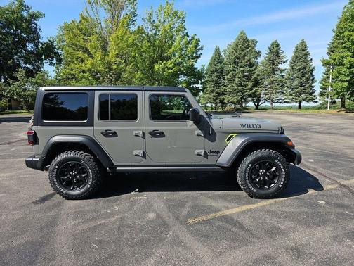 Sting-Gray Clearcoat 2021 Jeep Wrangler Willys