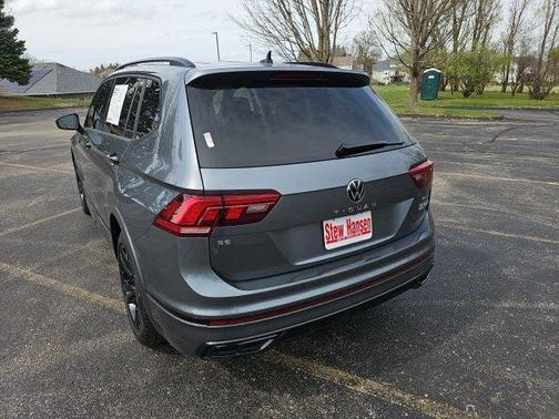 Pyrite Silver Metallic 2023 Volkswagen Tiguan 2.0T SE R-Line Black 4MOTION