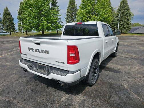 Bright White Clearcoat 2025 RAM 1500 Laramie