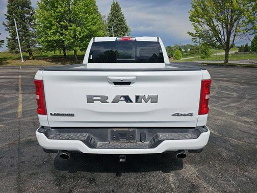 Bright White Clearcoat 2025 RAM 1500 Laramie