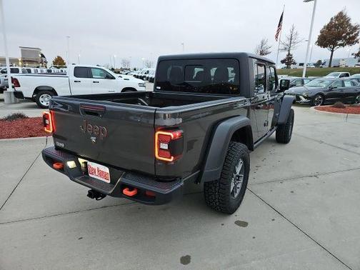 Granite Crystal Metallic Clearcoat 2026 Jeep Gladiator Mojave 4x4