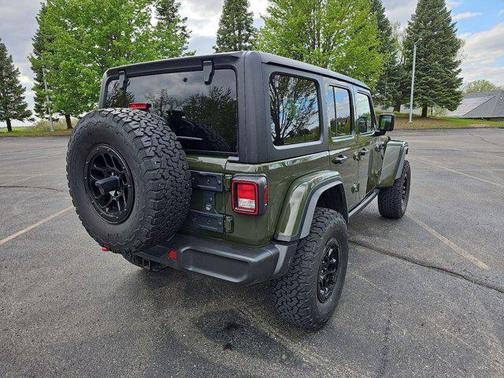 Sarge Green Clearcoat 2023 Jeep Wrangler Rubicon