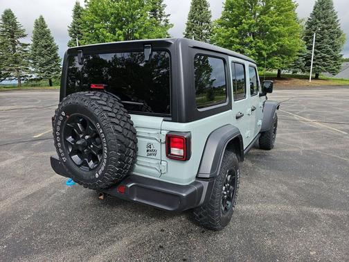Earl Clearcoat 2023 Jeep Wrangler 4xe Base