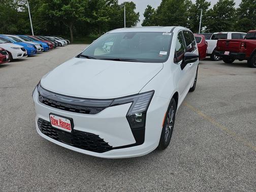 bright white clearcoat 2027 Chrysler Pacifica Limited