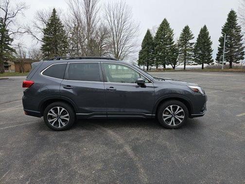 Magnetite Gray Metallic 2023 Subaru Forester Limited