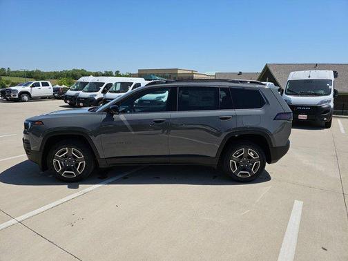 Sting-Gray Clearcoat 2026 Jeep Cherokee Limited