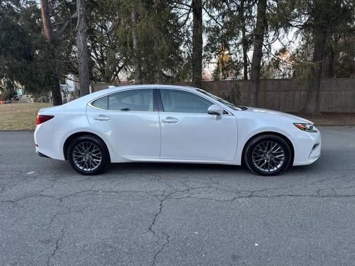 2018 Lexus ES 350 Base