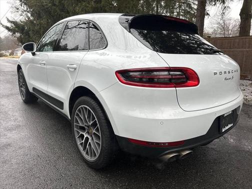 2016 Porsche Macan S