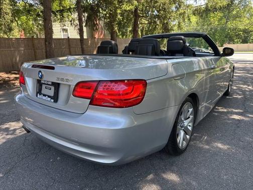 2011 BMW 328 328i 2dr Convertible SULEV