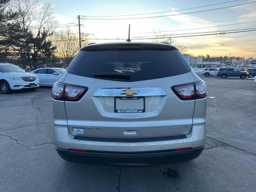 2017 Chevrolet Traverse 1LT