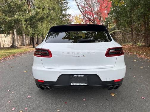 2016 Porsche Macan S