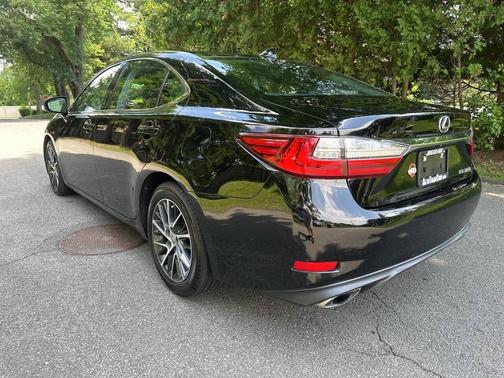 Black 2016 Lexus ES 350 Base