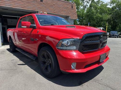 Flame Red Clearcoat 2017 RAM 1500 Night Crew Cab 4x4 6'4' Box