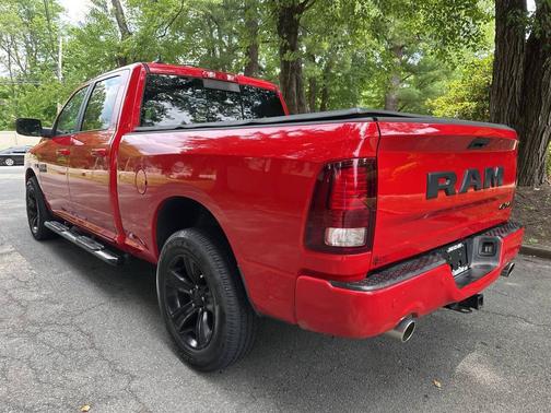 Flame Red Clearcoat 2017 RAM 1500 Night Crew Cab 4x4 6'4' Box