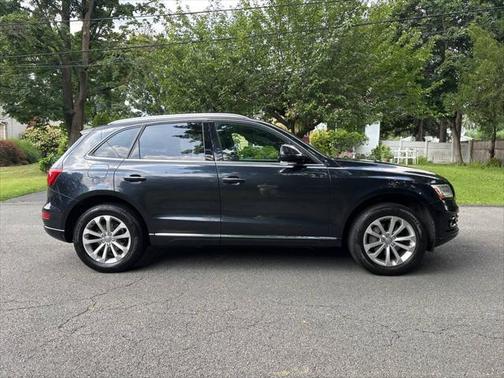 2016 Audi Q5 2.0T Premium Plus