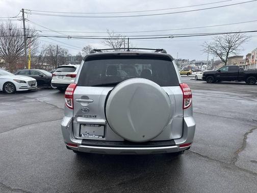 2009 Toyota RAV4 Base