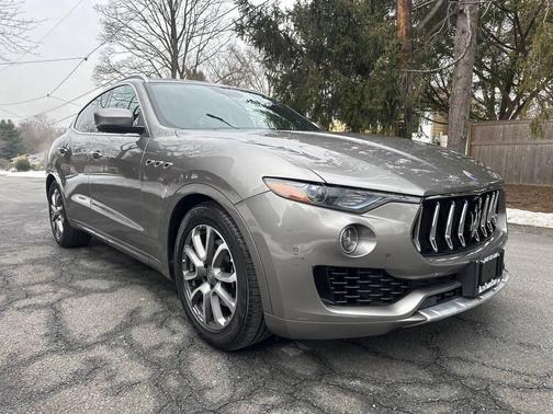 2017 Maserati Levante S