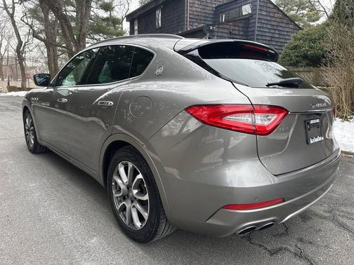 2017 Maserati Levante S