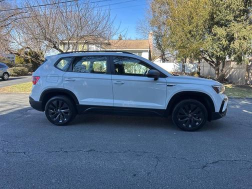 2022 Volkswagen Taos 1.5T S