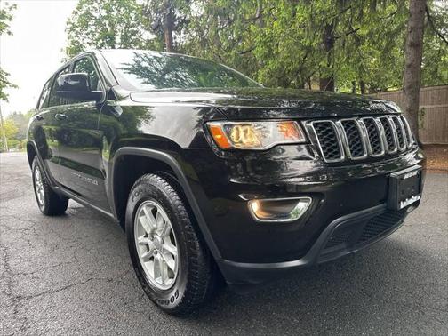 2018 Jeep Grand Cherokee Laredo E