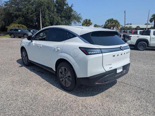 2025 Nissan Murano SL