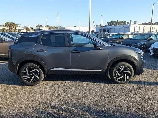 Gun Metallic 2026 Nissan Kicks SV