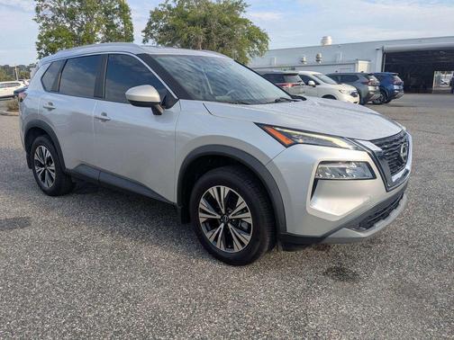 Brilliant Silver Metallic 2023 Nissan Rogue SV