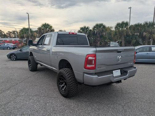 2024 RAM 2500 Laramie Crew Cab 4x4 6'4' Box