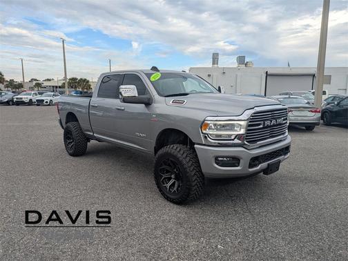 2024 RAM 2500 Laramie Crew Cab 4x4 6'4' Box