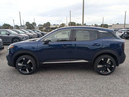 Deep Blue Pearl 2026 Nissan Kicks SR