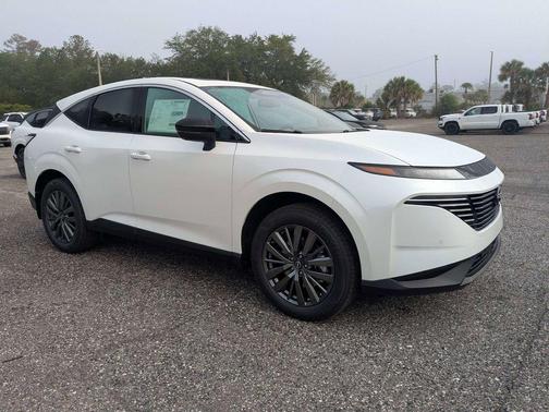 White Pearl 2026 Nissan Murano SL