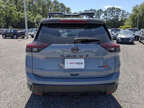 2025 Nissan Rogue Rock Creek
