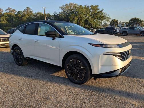White Pearl 2026 Nissan Murano Platinum