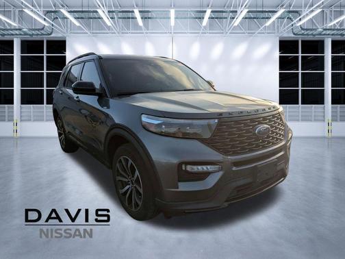 Carbonized Gray Metallic 2022 Ford Explorer ST-Line