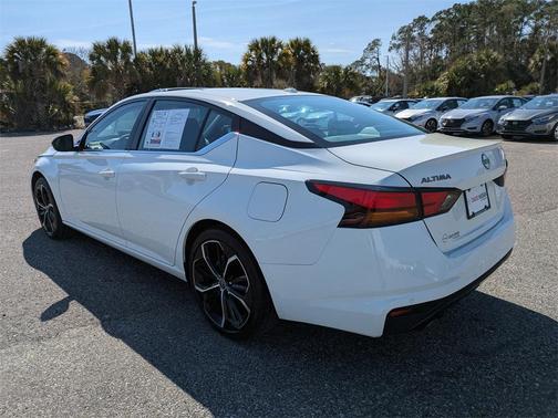 2025 Nissan Altima SR FWD