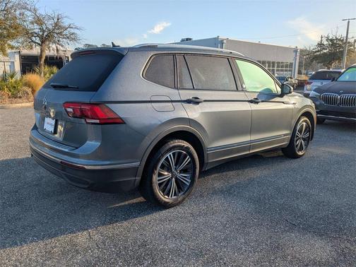 2024 Volkswagen Tiguan 2.0T Wolfsburg Edition