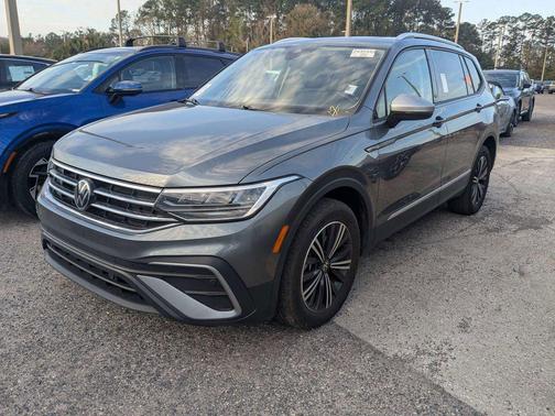 2024 Volkswagen Tiguan 2.0T Wolfsburg Edition