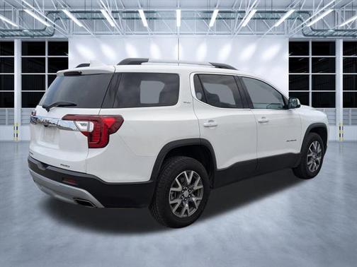 2023 GMC Acadia AWD SLT