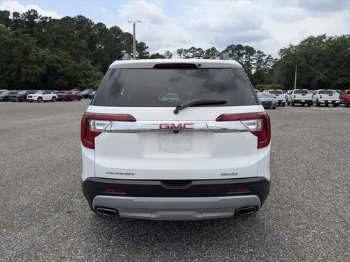 2023 GMC Acadia AWD SLT